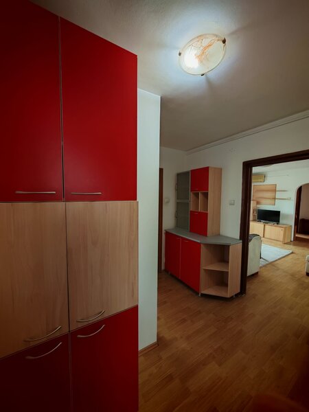 Sector 2, Kaufland, S 7 Politie